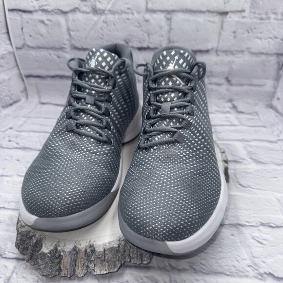 Nike Air Jordan B. Fly Cool Gray 2016 Men Sz 11 High Top Shoes 881444-003 EUC - Picture 4 of 11